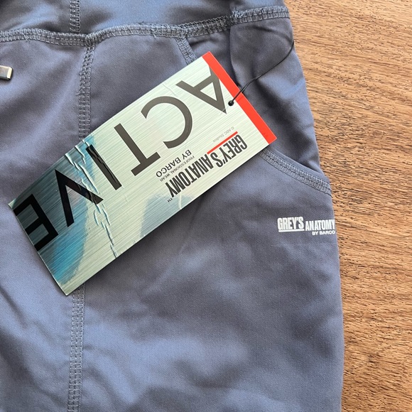 Grey’s Anatomy Active Scrub Pants by Barco – Women’s L/Pet– Gray – NEW with Tags - Picture 3 of 4